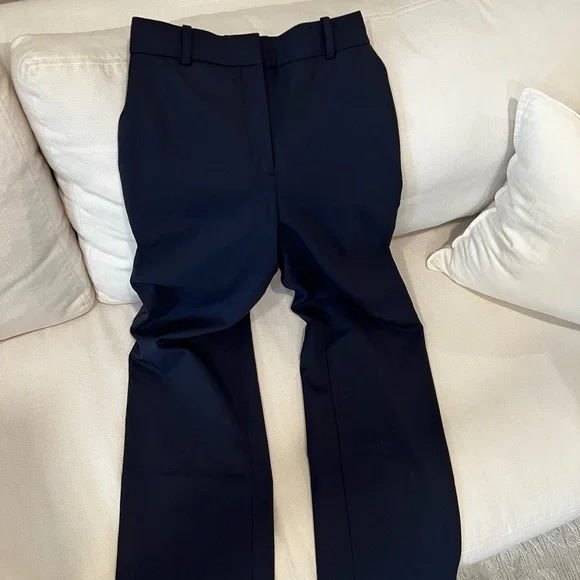 Aritzia Babaton Agency Pant - Picture 3 of 7